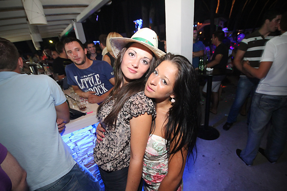 Biograd: Playboy party u Aqua Clubu (foto:Saša Čuka)