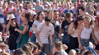 Tisuće Zadrana na Forumu navijalo za Vatrene u finalu Svjetskog prvenstva Tisuće Zadrana na Forumu navijalo za Vatrene u finalu Svjetskog prvenstva