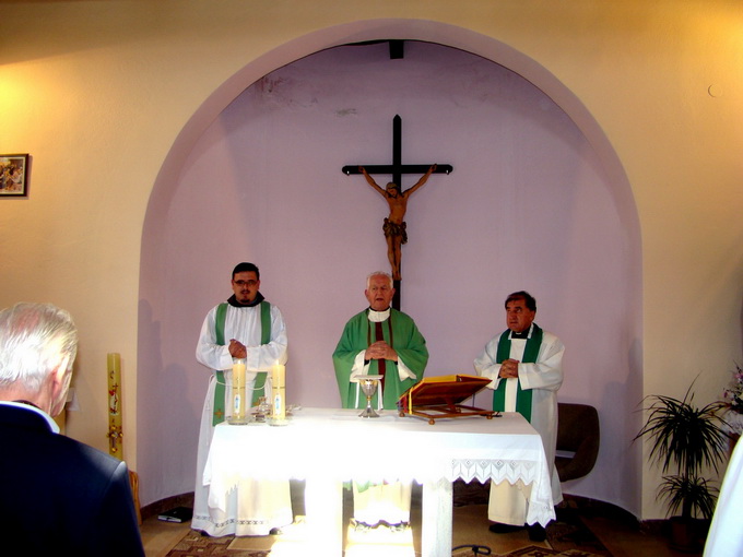 U Buliću otkriveno poprsje don Petra Nakića, foto: Marko Ledenko U Buliću otkriveno poprsje don Petra Nakića, foto: Marko Ledenko