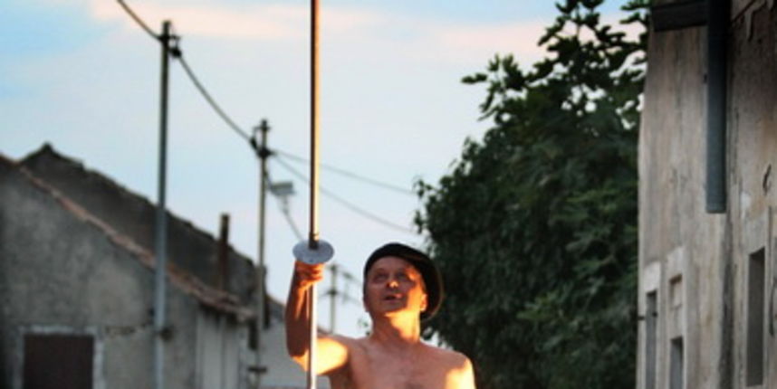 Zadar, 090809.
Po uzoru na Sinjsku alku kulturno – umjetnicko drustvo BIK sa zadarskog predjela Bokanjac vec cetvrtu godinu za redom organizira svoju alku. U Bokanjackoj alci alkari ne koriste konje vec sami trce.
Foto: Vladimir Ivanov / CROPIX