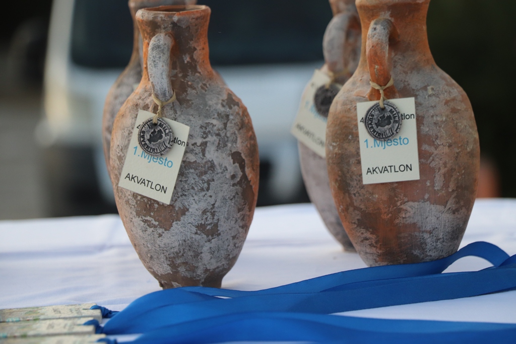 Vir: Akvatlon za početnike – uvod u Prvenstvo Hrvatske u olimpijskom triatlonu Vir: Akvatlon za početnike – uvod u Prvenstvo Hrvatske u olimpijskom triatlonu