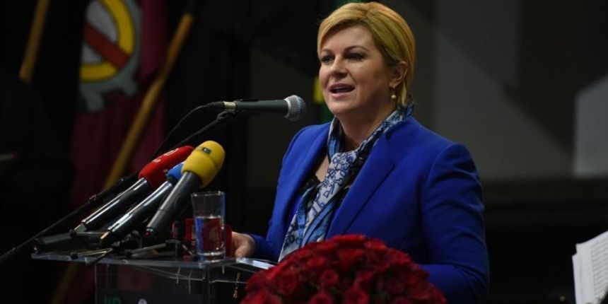 Predsjednica Republike Kolinda Grabar-Kitarovic sudjelovala je na svecanoj akademiji povodom obiljezavanja 95. obljetnice Labinske republike, kazavsi kako dogadjaji koje povijest obuhvaca ovim nazivom imaju vrlo veliko znacenje, ne samo za socijalnu i pol