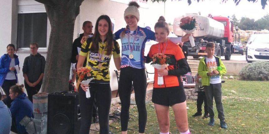 Maja Perinović Maja Perinović