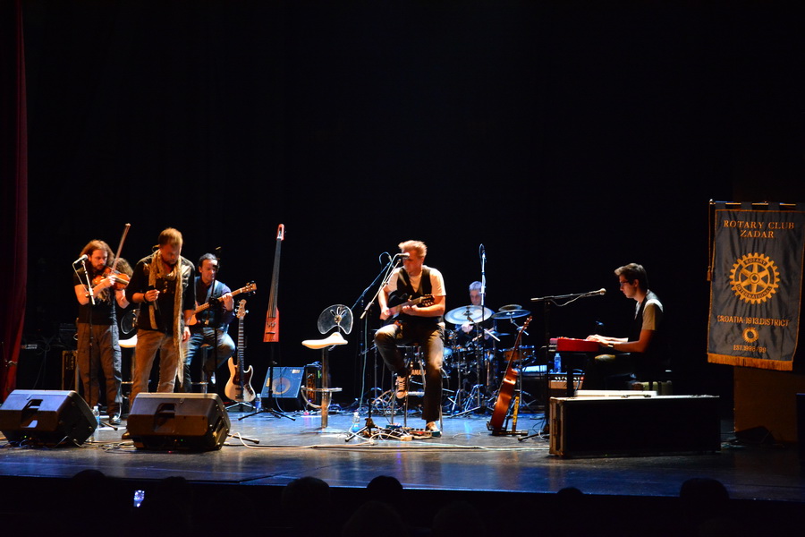 Gibonni nastupio u HNK Zadar, foto: Iva Perinčić Gibonni nastupio u HNK Zadar, foto: Iva Perinčić