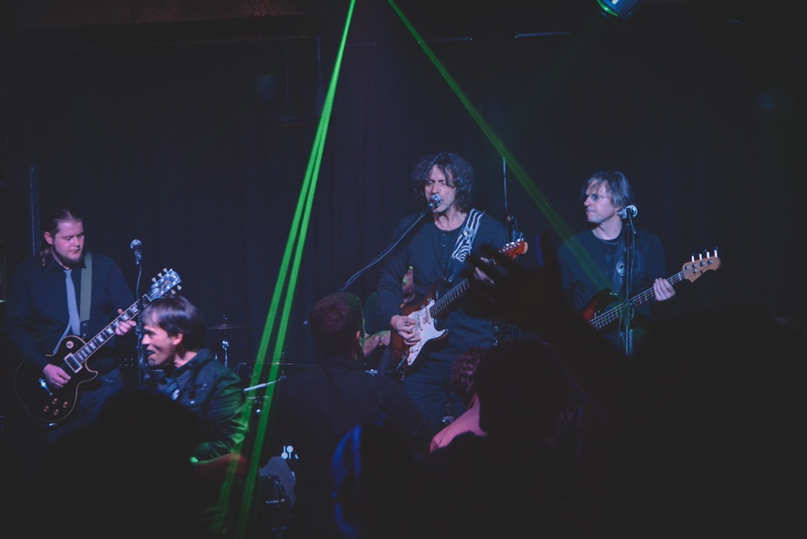 Jurica Pađen & Aerodrom u Maraschino baru; foto Iva Perinčić Jurica Pađen & Aerodrom u Maraschino baru; foto Iva Perinčić