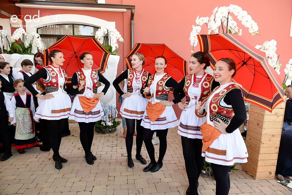 Svečano otvoren 18. Festival cvijeća Zadarske županije u Sv. Filip i Jakovu