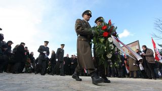 Maslenica: Otkrivanje spomen obilježja križa za poginule hrvatske branitelje u VRO Maslenica ´93, Foto: Filip Brala/PIXSELL