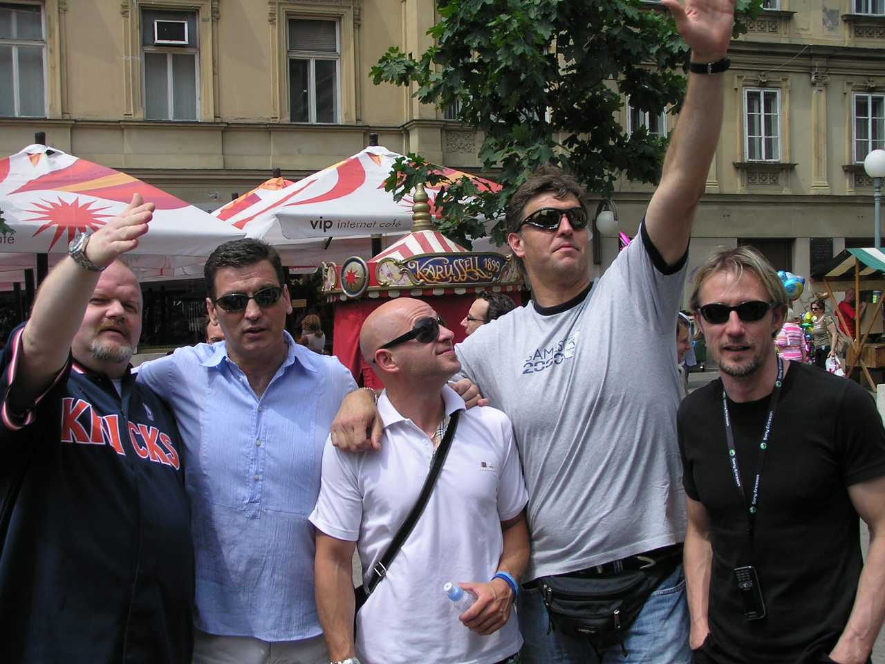 OLYMPUS DIGITAL CAMERA