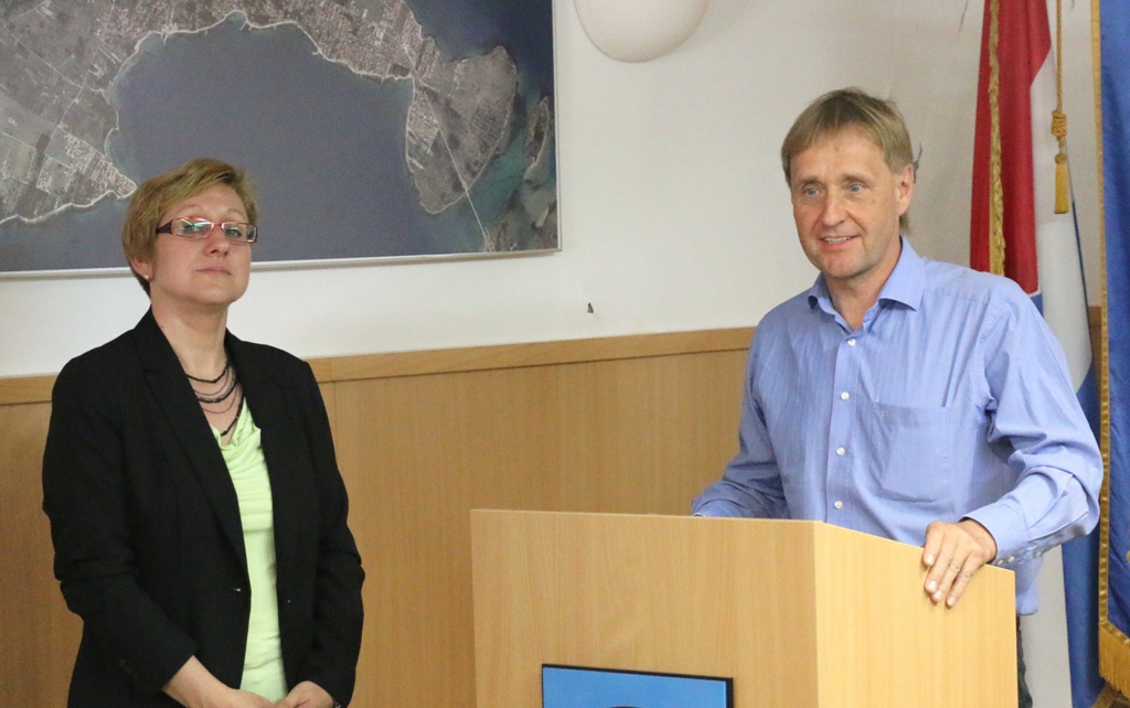 Delegacija Južnomoravske regije u posjeti otoku Viru Delegacija Južnomoravske regije u posjeti otoku Viru