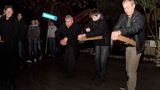 Sinoć je u Bibinjama na jedinstveni način obilježen Velik petak, foto: Leo Banić Sinoć je u Bibinjama na jedinstveni način obilježen Velik petak, foto: Leo Banić