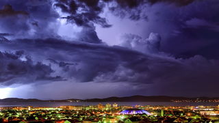 Munje nad Zadrom 16. studenog 2014.  Foto: Roberto Lerga