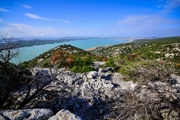 Nedjeljni đir do Parka prirode Vransko jezero i vidikovca Kamenjak, foto: Iva Perinčić Nedjeljni đir do Parka prirode Vransko jezero i vidikovca Kamenjak, foto: Iva Perinčić