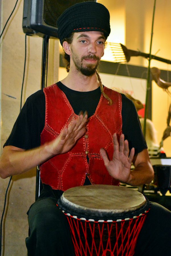 Performeri Saraswati na KalelargArt-u ; foto Iva Perinčić Performeri Saraswati na KalelargArt-u ; foto Iva Perinčić