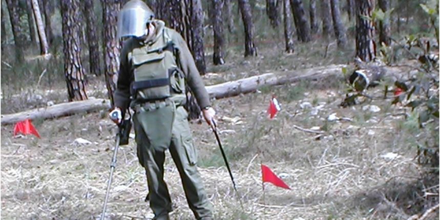 Pirotehničar (Foto: dok-ing.hr) Pirotehničar (Foto: dok-ing.hr)