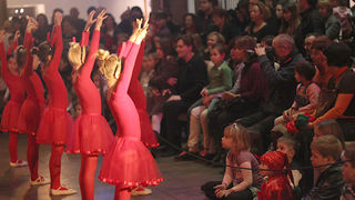 Plesna udruga Gesta: Ima li spasa za Djeda Mraza (Foto:Saša Čuka)