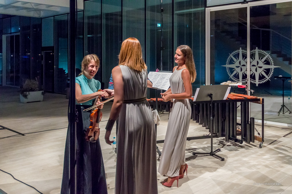 57. Glazbene večeri u Sv. Donatu: Marimba i violina u Marini Dalmacija