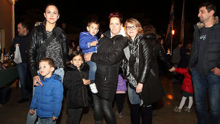 Bibinje: Božićni sajam na Trgu Franje Tuđmana Bibinje: Božićni sajam na Trgu Franje Tuđmana