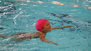 Podjela diploma u PK Jaderi za uspješno završenu školu plivanja Podjela diploma u PK Jaderi za uspješno završenu školu plivanja