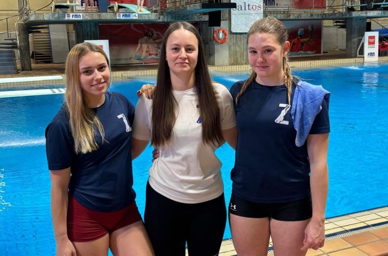 Dolores Benković i Anika Miočić