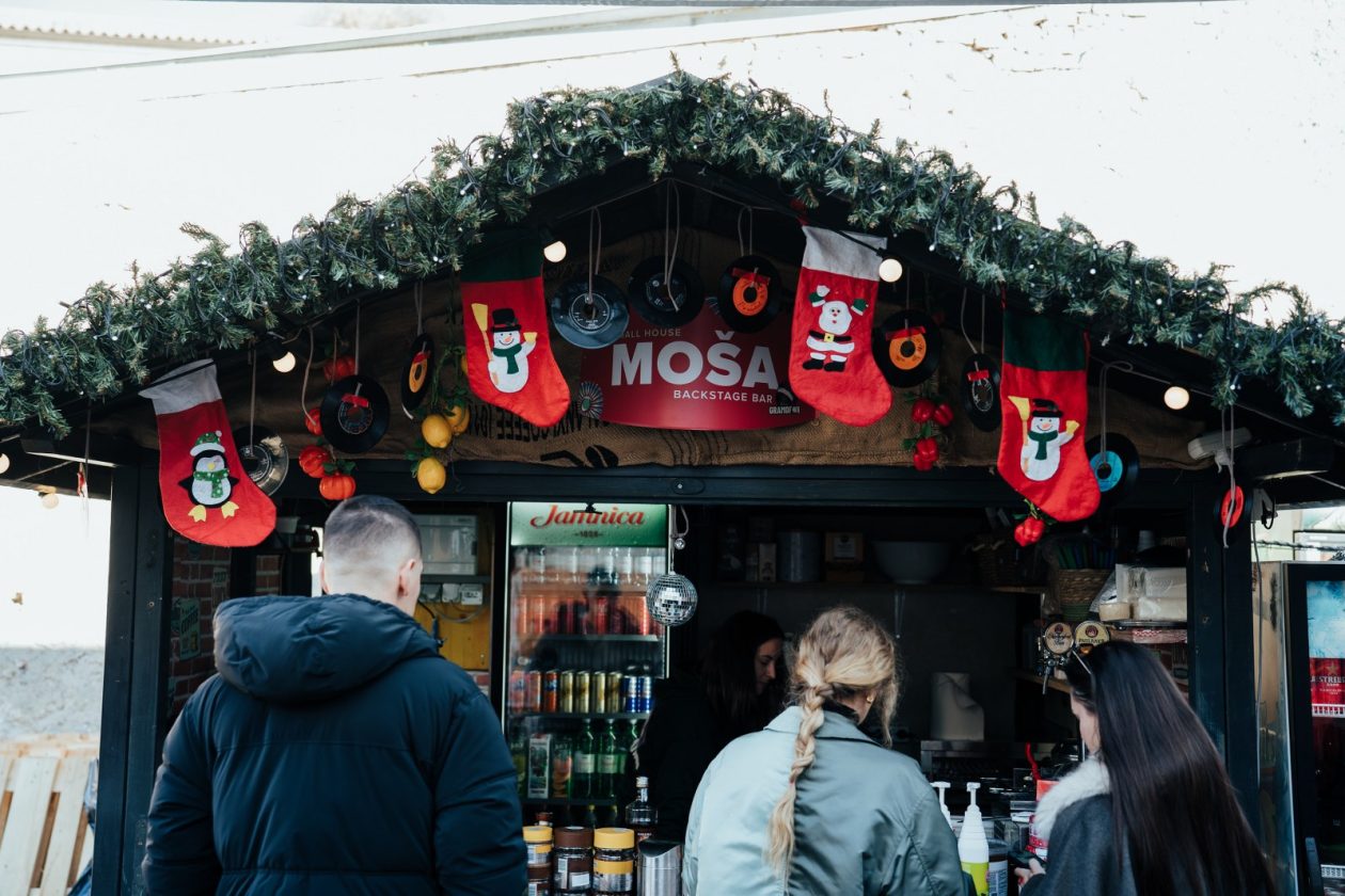 Gastro Advent – Božićni gramofon