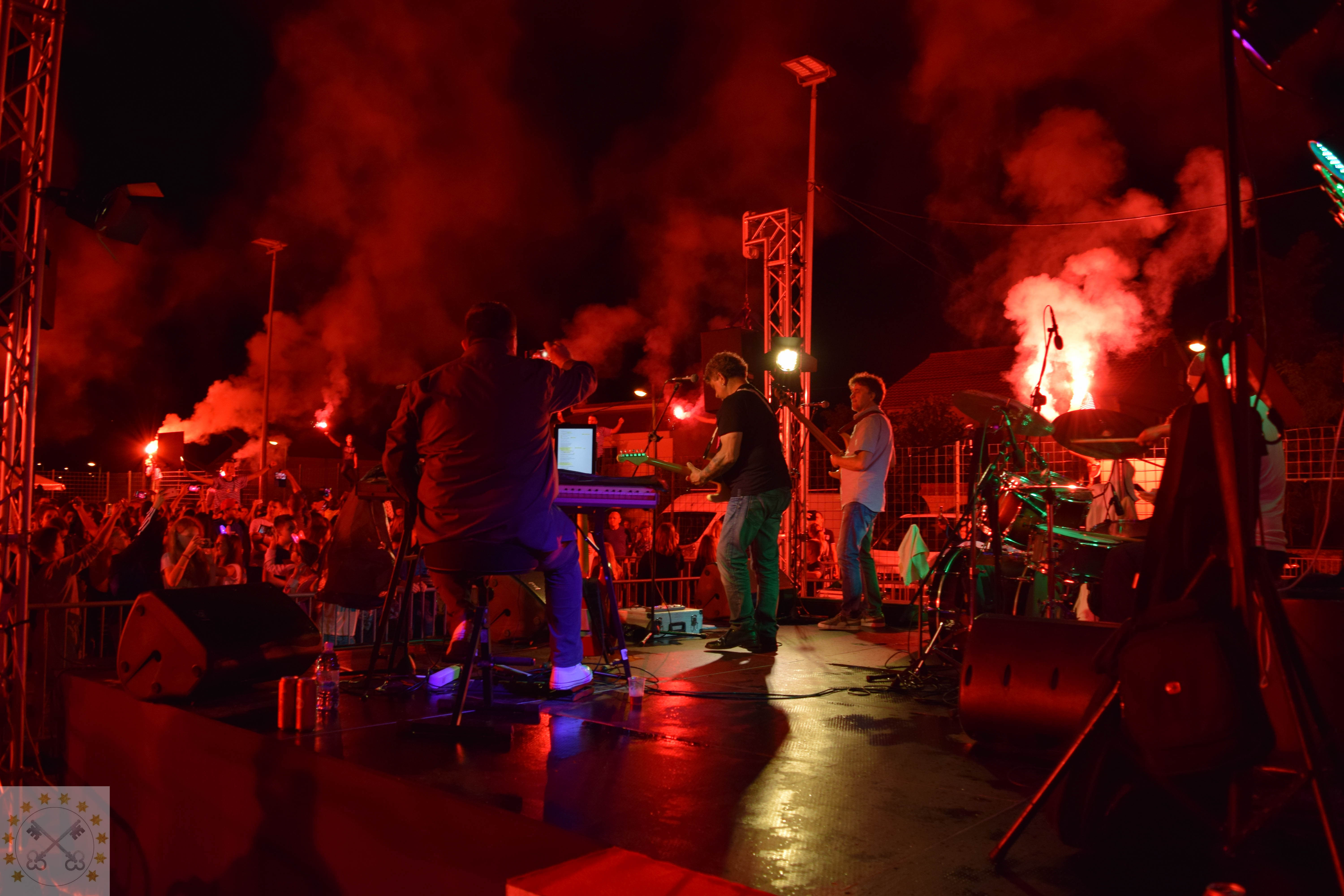 Fešta na Ploči uz Dalmatino