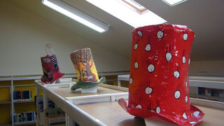 Izložba šešira hrvatskih ilustratora