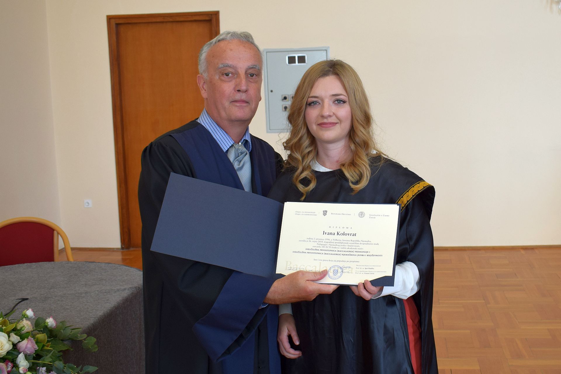 Promocija 11. generacije prvostupnika Odjela za germanistiku j Promocija 11. generacije prvostupnika Odjela za germanistiku j