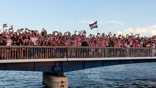 Veličanstven doček četvorice zadarskih Vatrenih od Gradskog mosta do Foruma