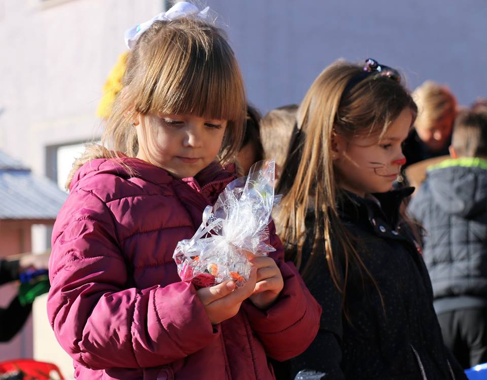 Sveta Luce razveselila i darivala virske mališane Sveta Luce razveselila i darivala virske mališane