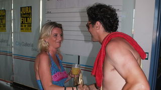 Dali bar: Party u povodu predpremijere filma Bruno