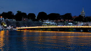 Munje nad zadarskom lukom