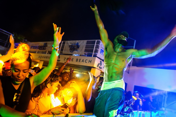 Aquarius club: Fresh Island Warm Up Party Foto: Gon Aquarius club: Fresh Island Warm Up Party Foto: Gon