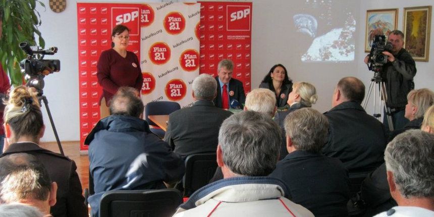 Plan 21 predstavljen u Gračacu i Gospiću Plan 21 predstavljen u Gračacu i Gospiću