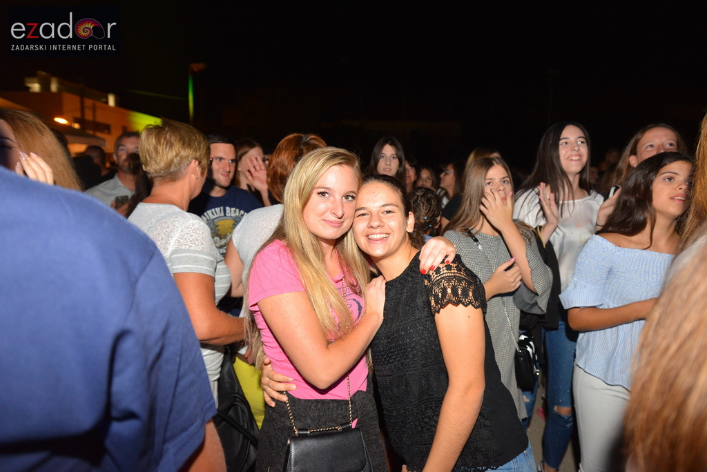 Stanarska fešta 2017: Mladen Grdović i Ivica Sikirić Ićo raspjevali Stanarce i njihove goste Stanarska fešta 2017: Mladen Grdović i Ivica Sikirić Ićo raspjevali Stanarce i njihove goste