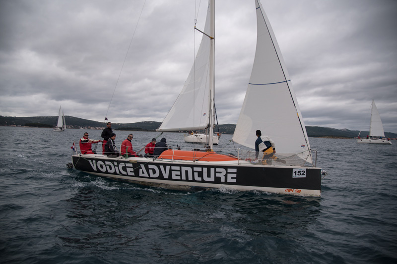 Karnevalska regata u Biogradu, foto-Vinko Pesic