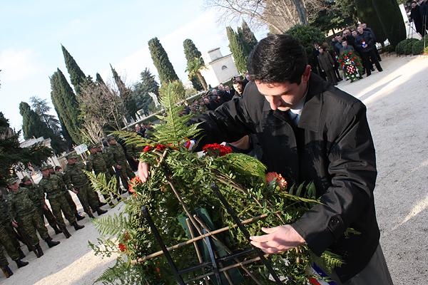 Image 1040157 (auto)