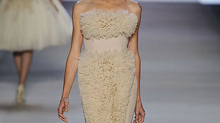 Na granici s coutureom (Moda.hr)