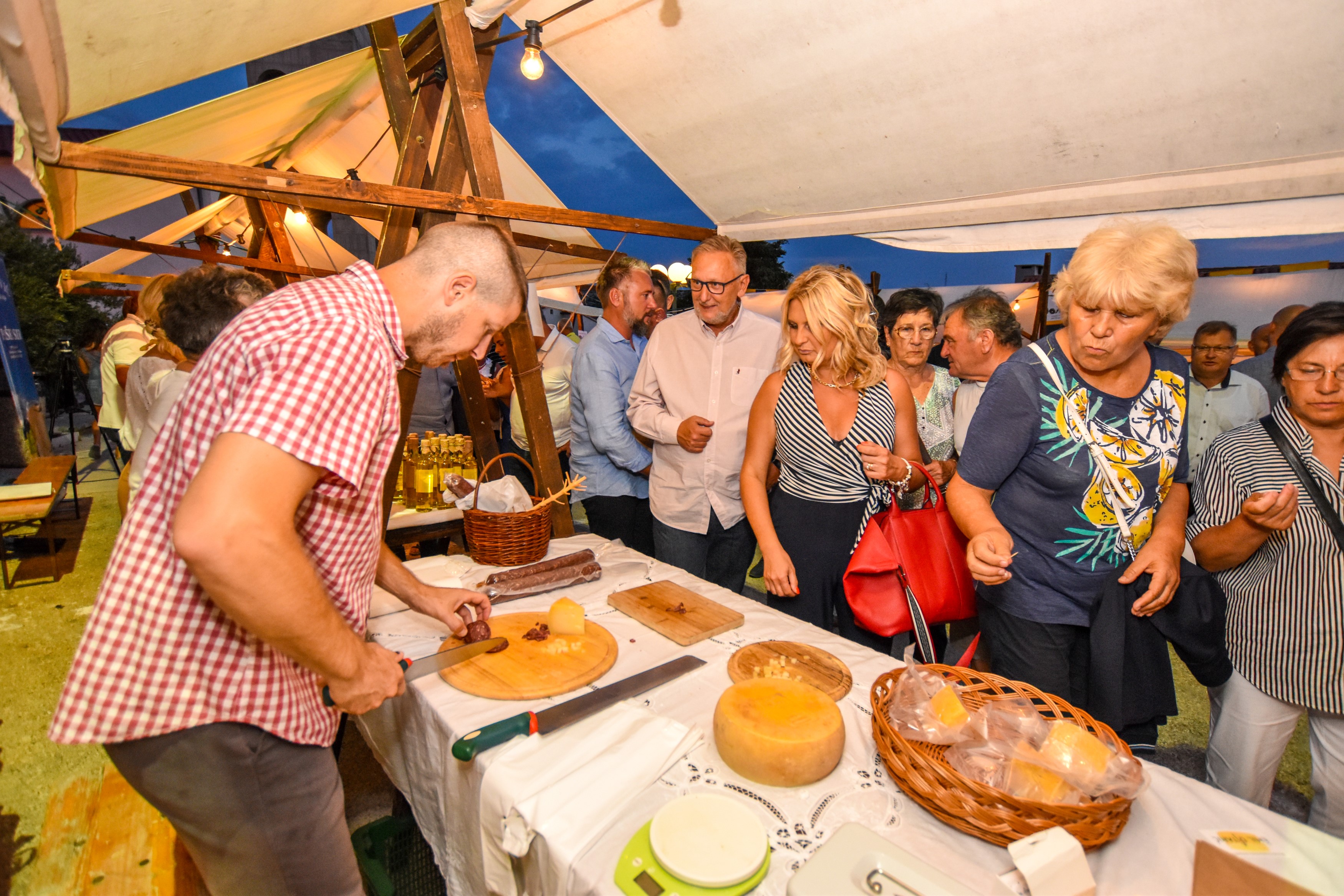 Kolan: Fešta od sira