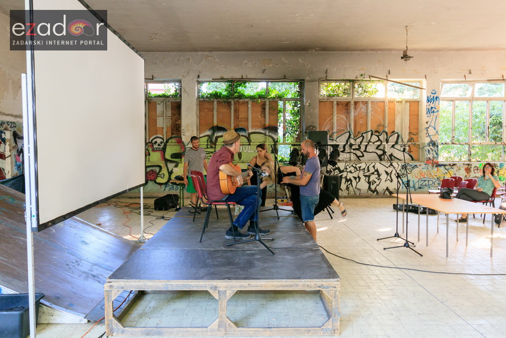 KvartArt: Poslijepodnevne subotnje aktivnosti i večernji koncert Miroslava Tadića