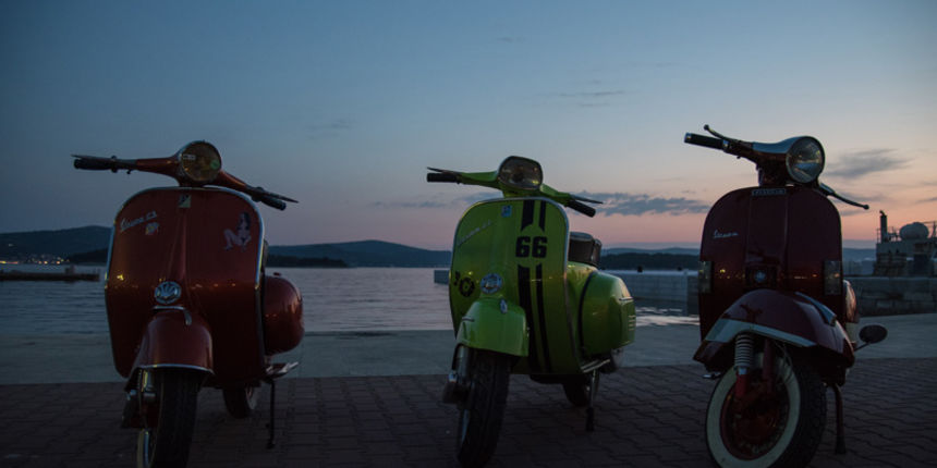 Vespa World Days 2015: Prve vespe stigle u Biograd, foto: Vinko Pešić