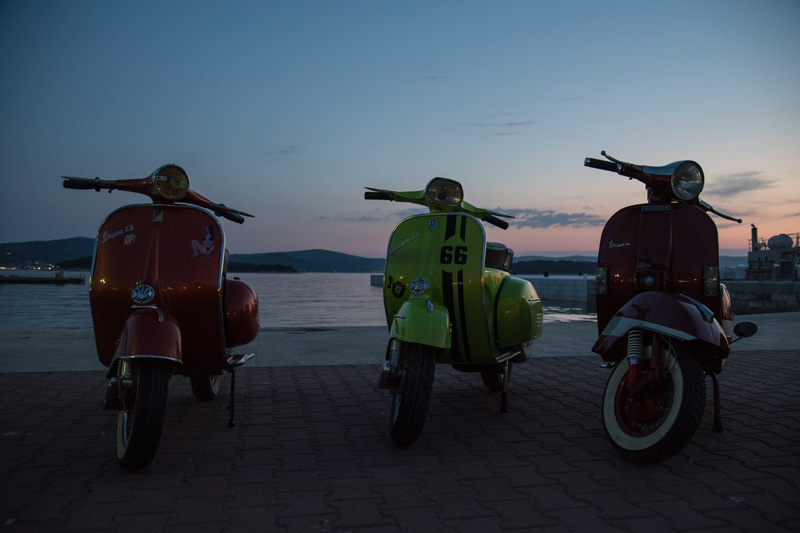 Vespa World Days 2015: Prve vespe stigle u Biograd, foto: Vinko Pešić