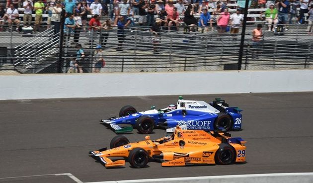 Takuma Sato i Fernando Alonso – Indy 500
