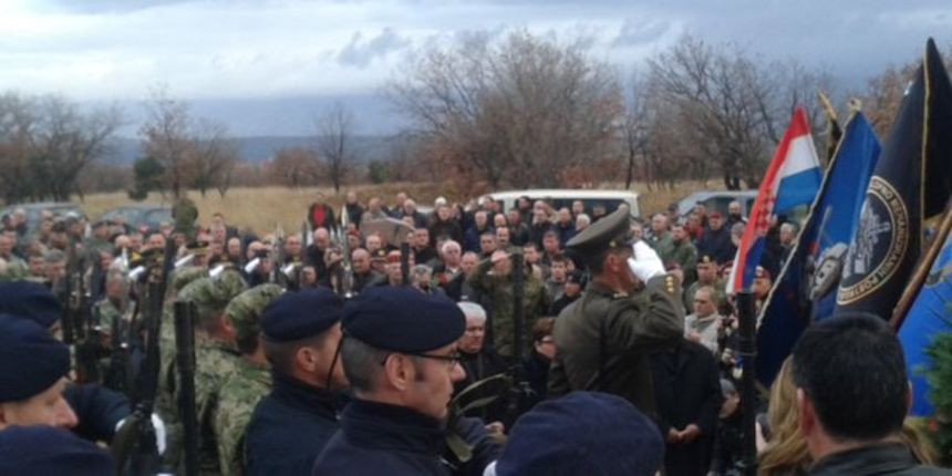 Počast poginulima u Kašiću i Islamu Latinskom, foto-radio Zadar Počast poginulima u Kašiću i Islamu Latinskom, foto-radio Zadar