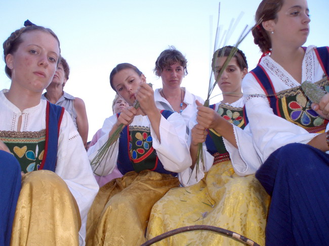 Materine uzance, Pakostabe 6.7.2008. Materine uzance, Pakostabe 6.7.2008.