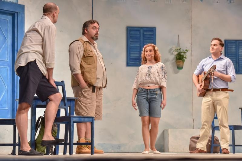 Mjuzikl Mamma Mia kazališza Komedija u dvorani Krešimir Ćosić