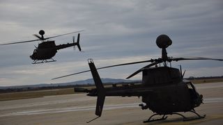 Letačka obuka nove skupine pilota na Kiowama