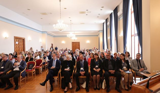 Svečana dvorana: Otvorena Međunarodna znanstveno-stručna konferencija “Kakav odgoj želimo?”