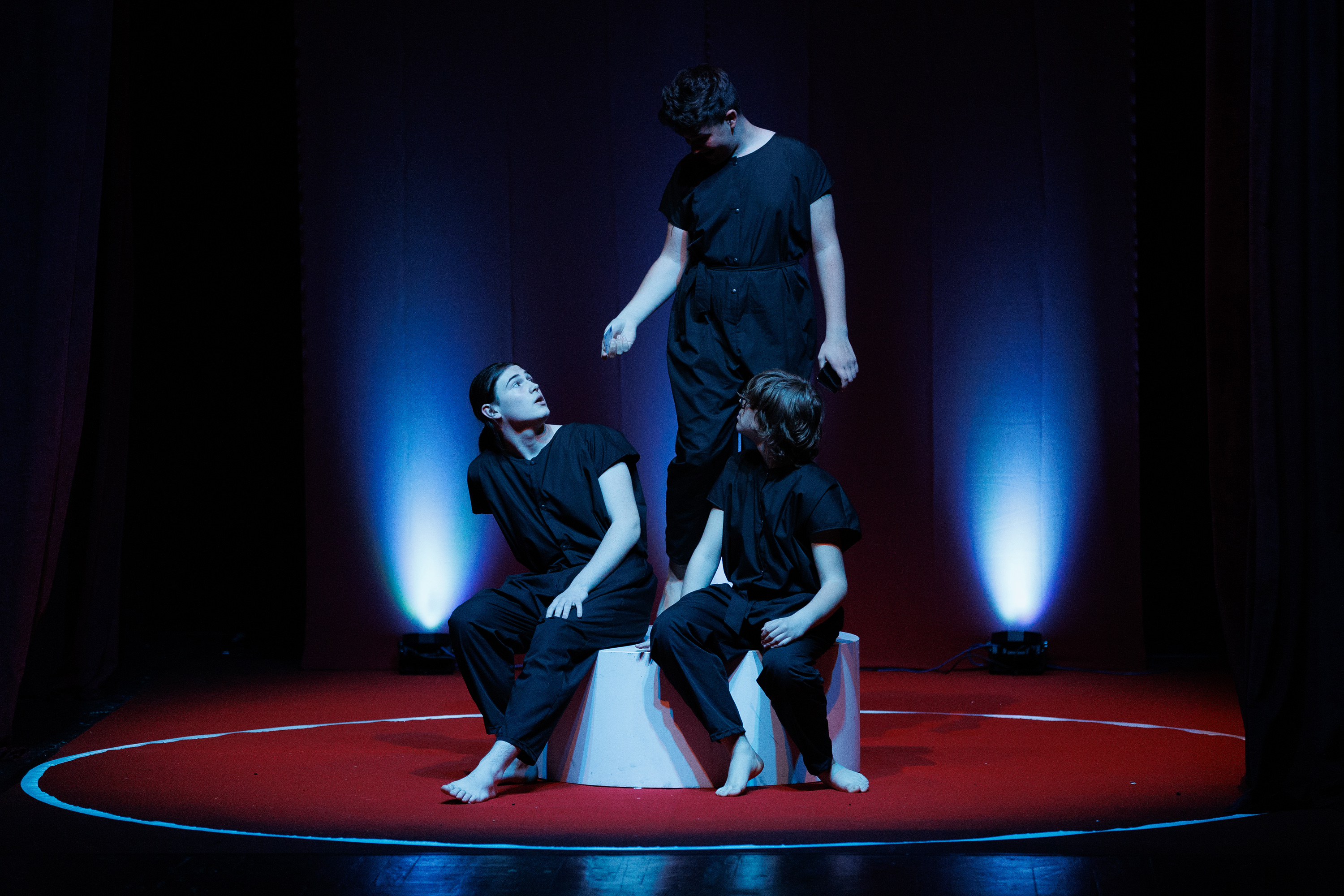 Igrajmo se: Zabranjeno mlađima od 15 strana A