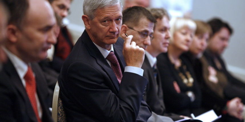 Zagreb, 221110.
Premijerka Jadranka Kosor otvorila je konferenciju “Novi model rasta hrvatskog gospodarstva”, koju je organizirao Poslovni forum u suradnji s magazinom Banka i Poslovnim dnevnikom u hotelu Sheraton.
Na slici: Franjo Lukovic.
Foto: Neja Mar Zagreb, 221110.
Premijerka Jadranka Kosor otvorila je konferenciju “Novi model rasta hrvatskog gospodarstva”, koju je organizirao Poslovni forum u suradnji s magazinom Banka i Poslovnim dnevnikom u hotelu Sheraton.
Na slici: Franjo Lukovic.
Foto: Neja Mar