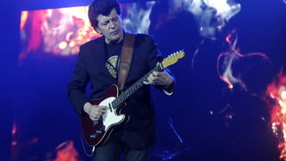 Split, 180311.
Spaladium Arena.
Koncert Bajaga u splitskoj Spaladium Areni ispunio je ocekivanja i dvorana je bila gotovo puna.
Foto: Paun Paunovic / CROPIX Split, 180311.
Spaladium Arena.
Koncert Bajaga u splitskoj Spaladium Areni ispunio je ocekivanja i dvorana je bila gotovo puna.
Foto: Paun Paunovic / CROPIX